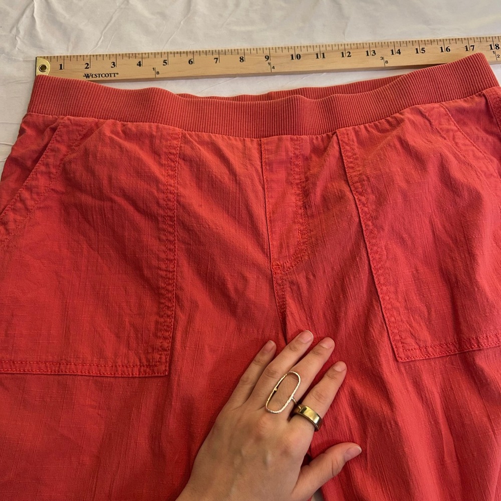 Americana Sonoma Relaxed Fit Red Utility Crop Pants L Casual Minimal Comfort - Picture 6 of 8